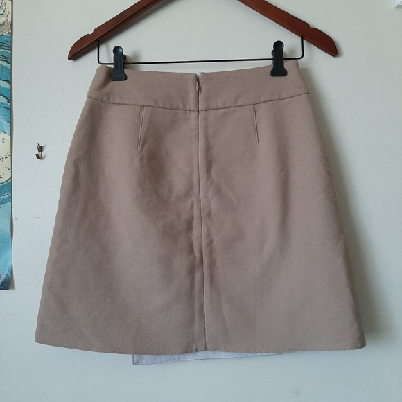 Uniqlo Mini Skirt - Picture 3 of 4